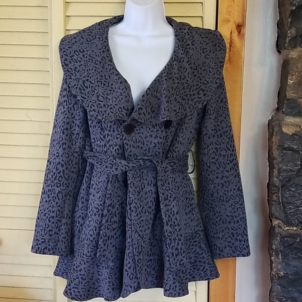 Willi Smith leopard knit belted swing trench coat